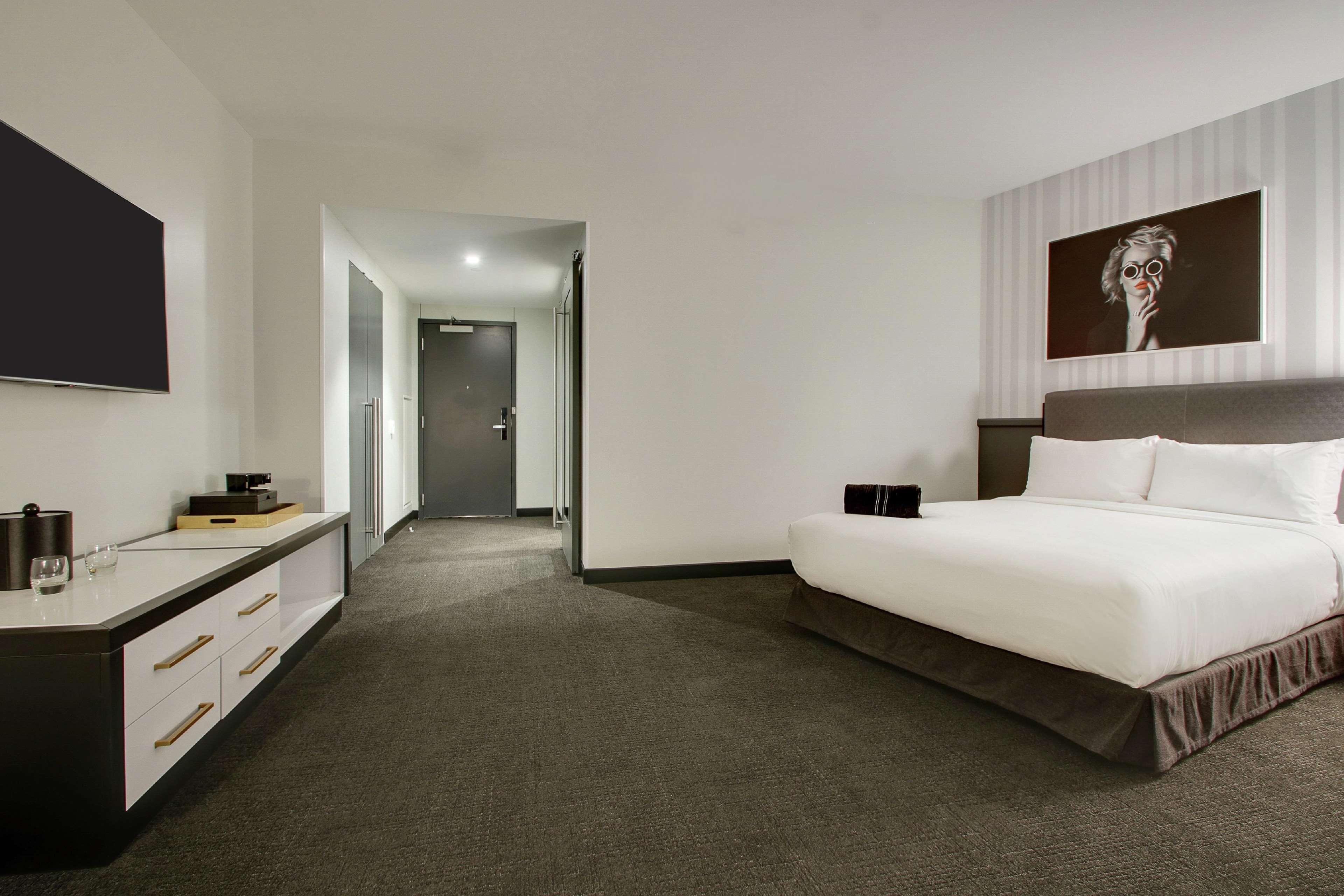 The Rose Chicago, Tapestry Collection By Hilton Hotel Rosemont Exterior photo