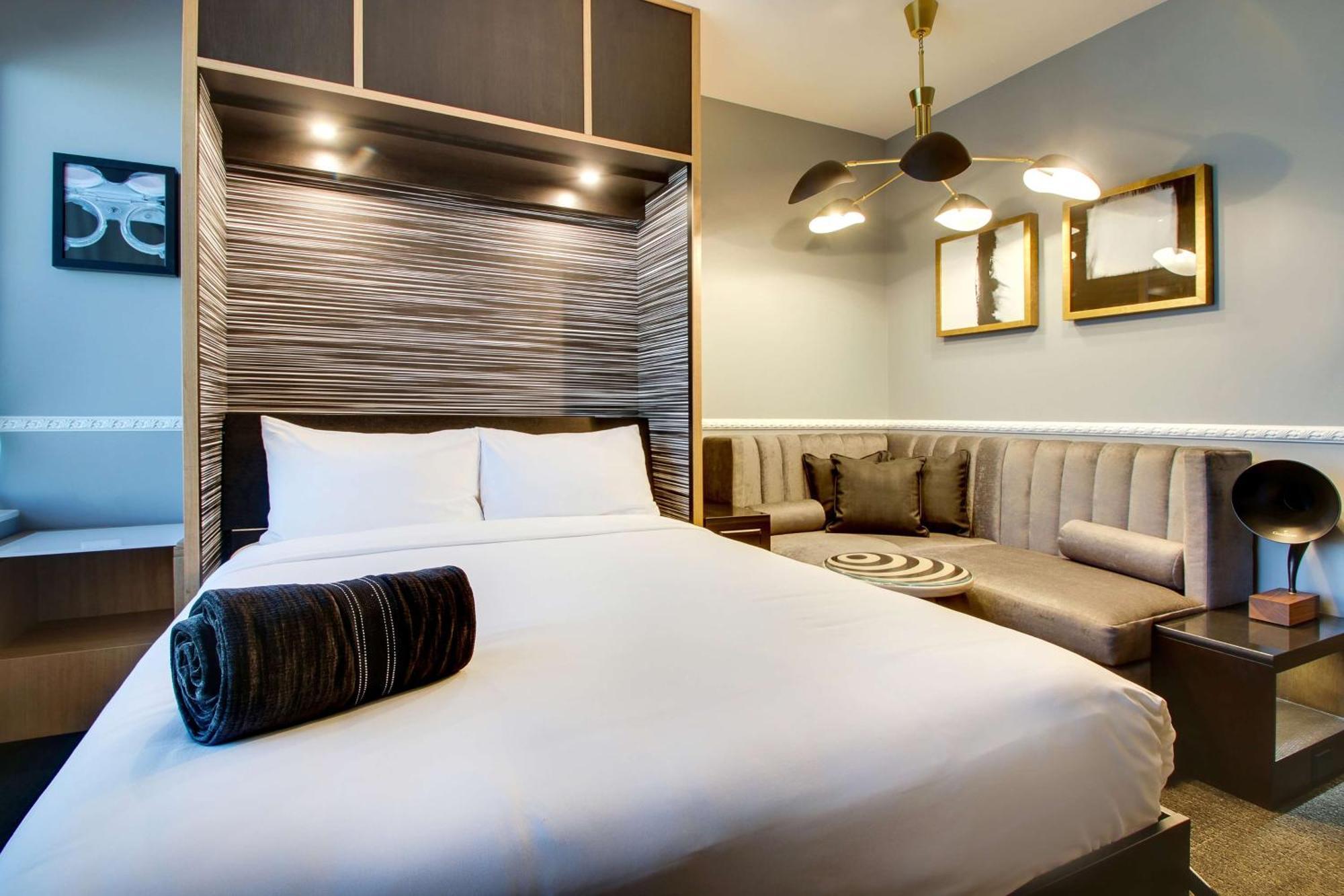 The Rose Chicago, Tapestry Collection By Hilton Hotel Rosemont Exterior photo